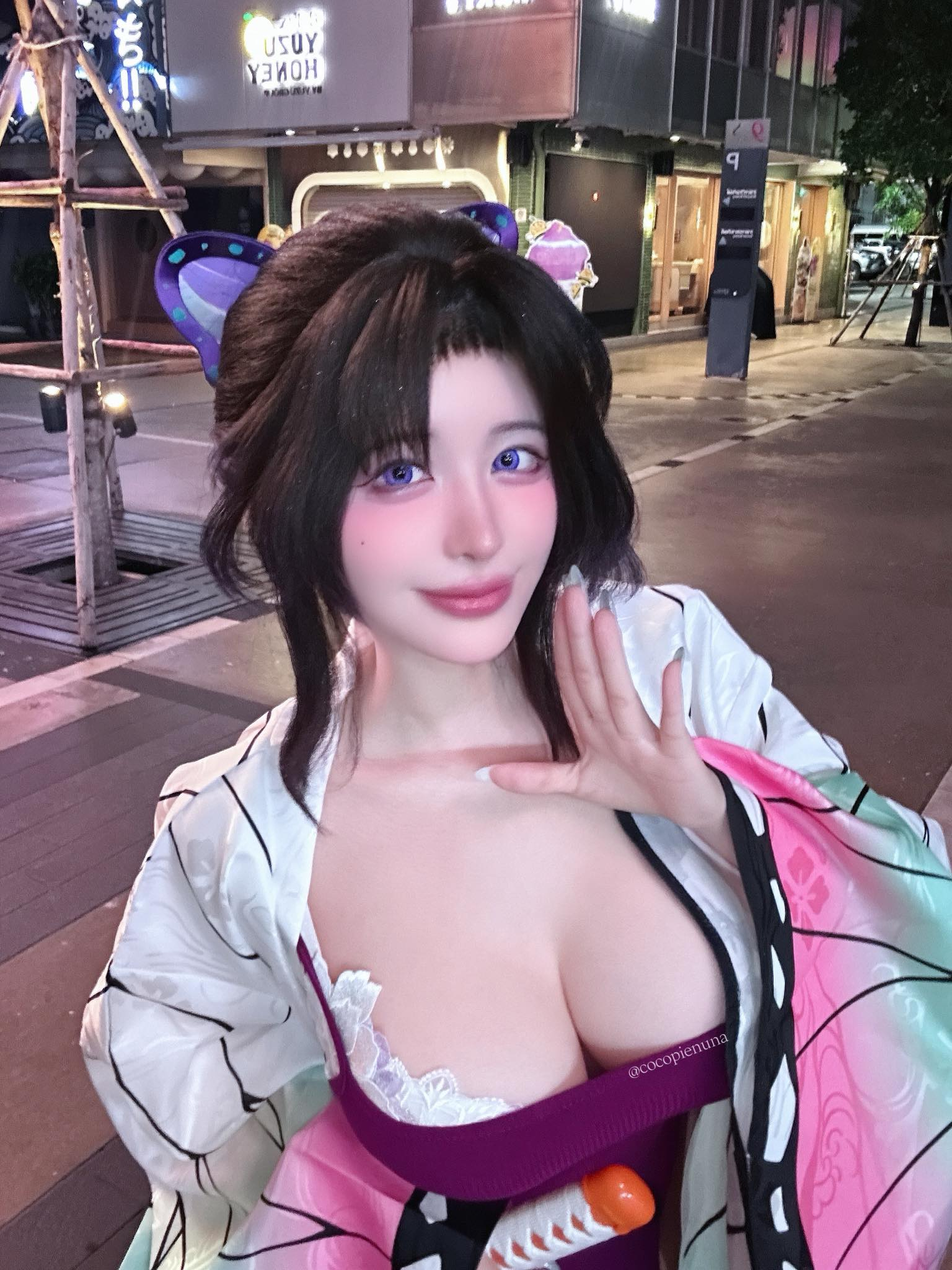 低胸爆乳Cos 蝴蝶忍惹議？Coco Mu 七夕發文遭網友批OOC 本人親自回擊