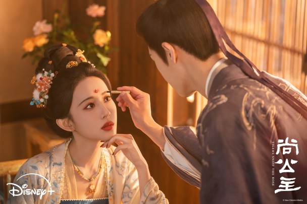 孟子義、李昀銳三搭浪漫大作《尚公主》定檔10月23日Disney+上線! 孟子義化身霸氣公主挑逗李昀銳,吻戲太多被稱「嘴都親腫」